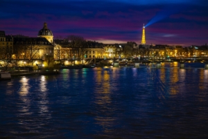 Visit Paris with a private driver