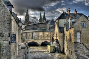 Visit Bayeux - CC by Gaetan Zarforoushan